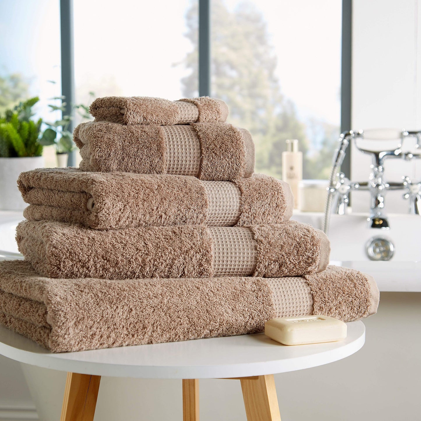 Luxe Egyptian Ultra-Soft Cotton Towels 700GSM High Absorbency Plush Spa Face Cloths Hand Towels Bath Towels XL Bath Sheets OEKO-TEX Certified by OLIVIA ROCCO