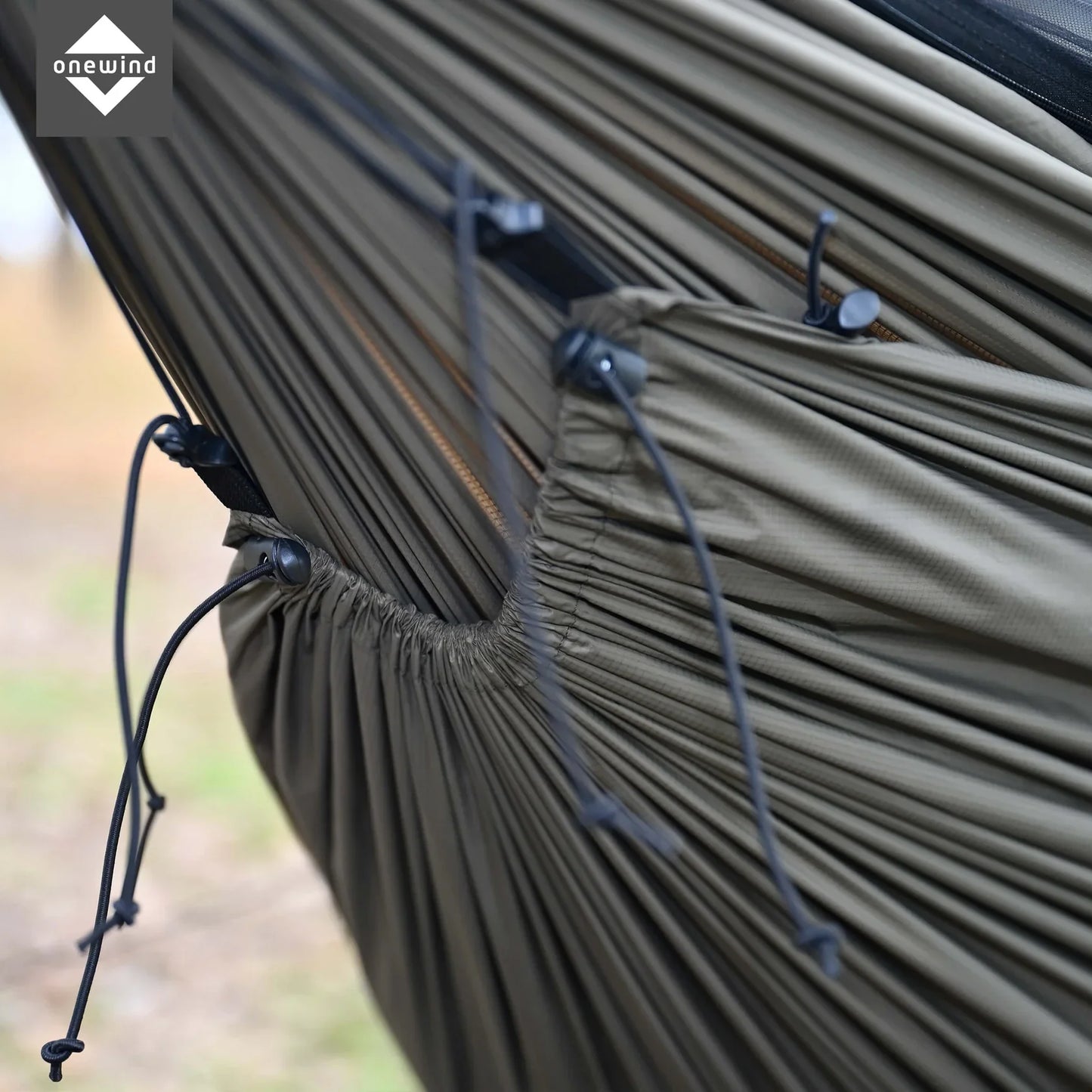 Onewind Hammock Underquilt Protector - Large (Green or Camo)