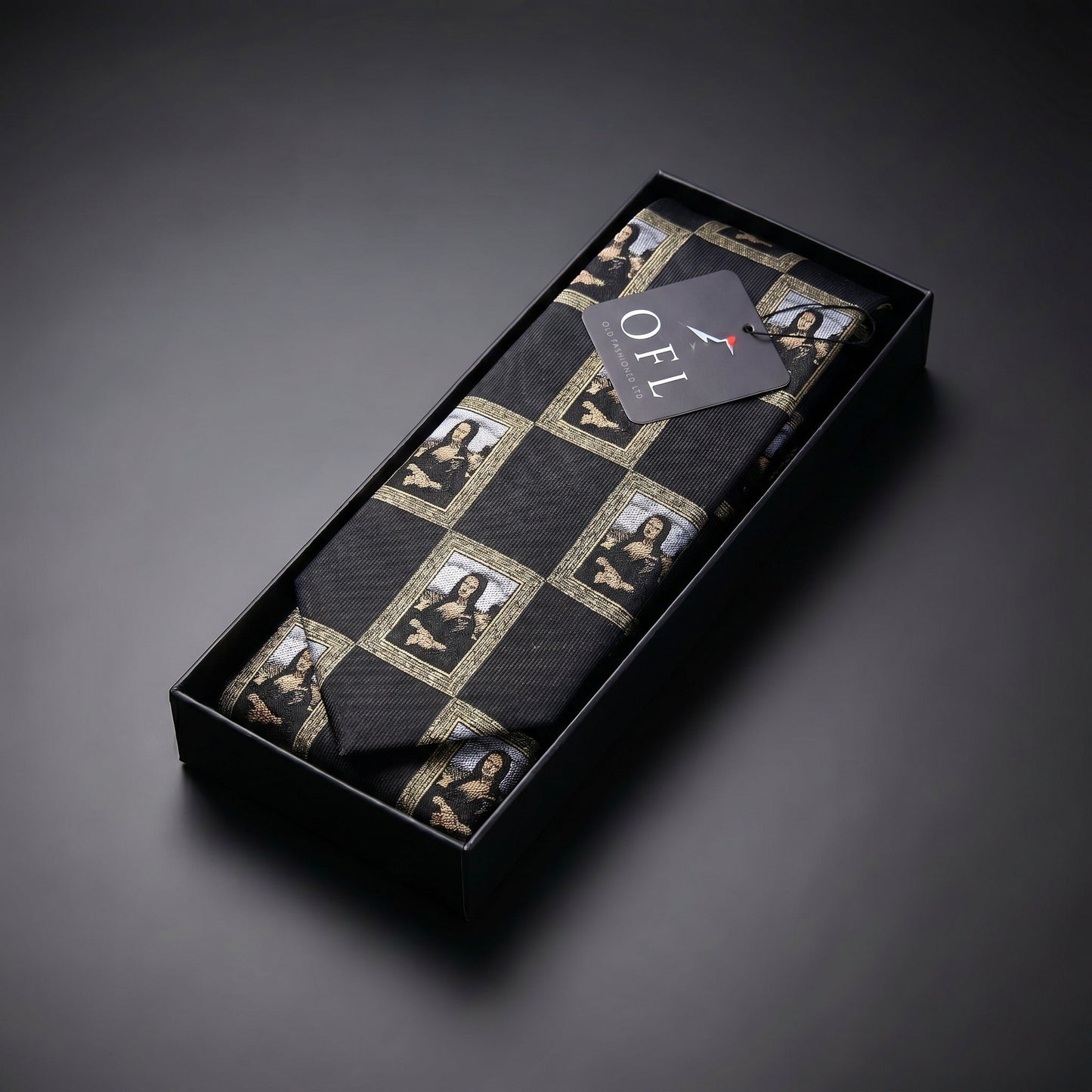 Mona Lisa Tie
