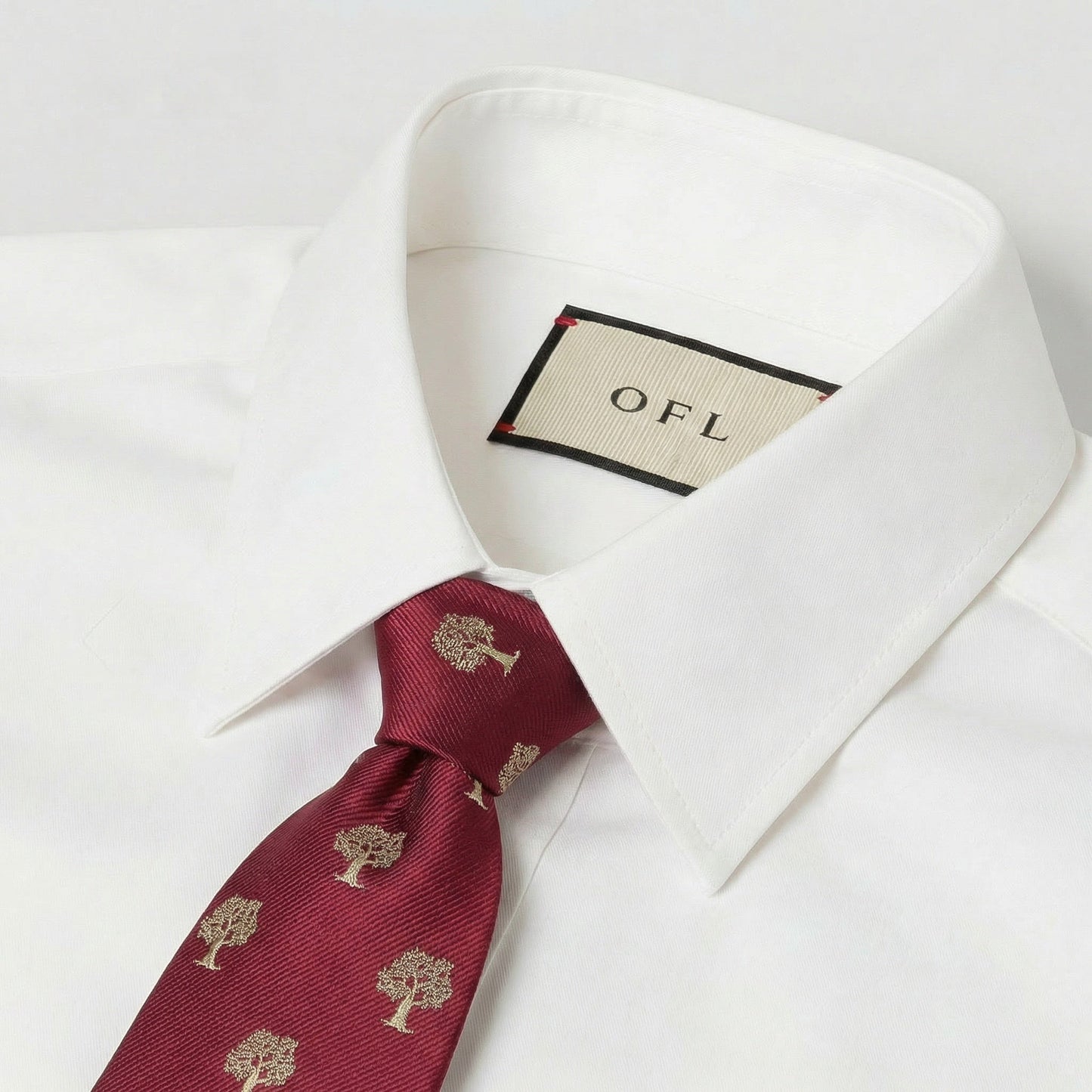 Tree Tie Red & Gold