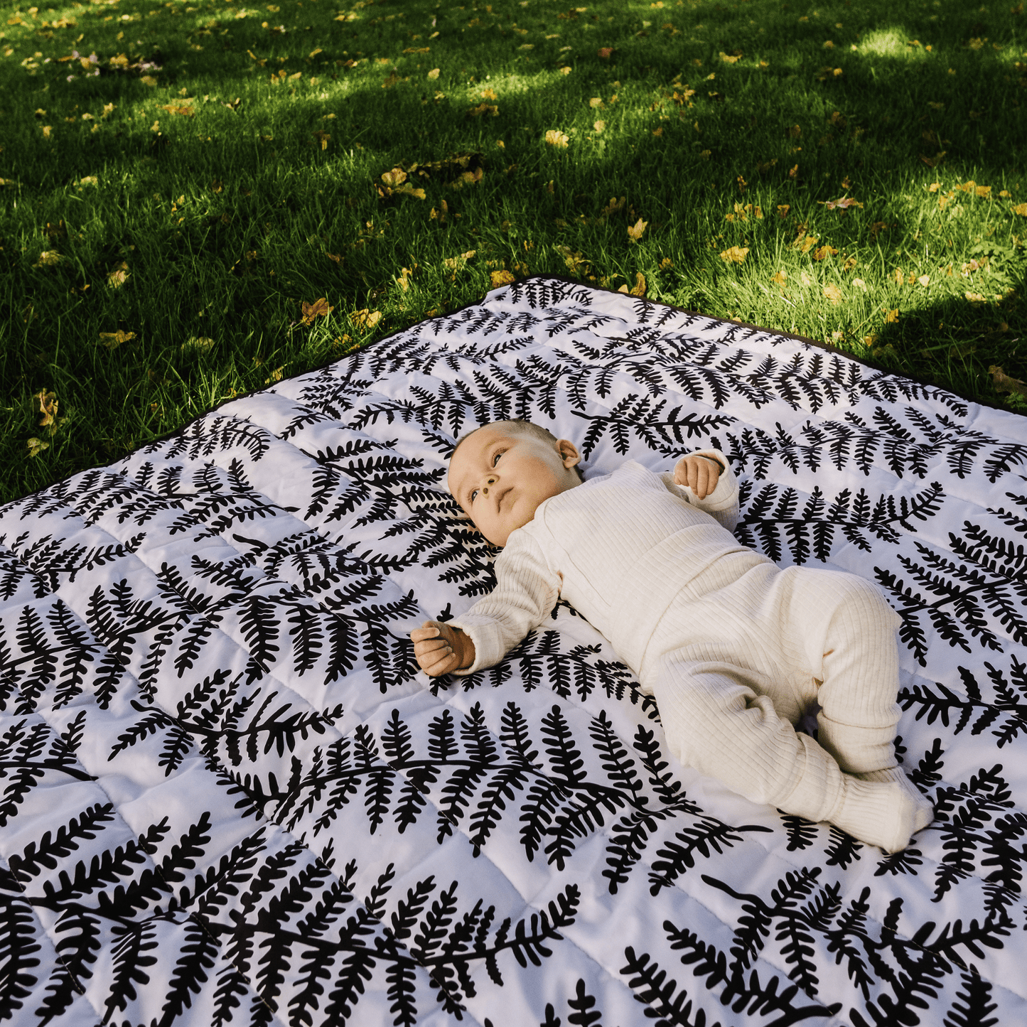 OUTDOOR PLAYMAT - suitable from birth