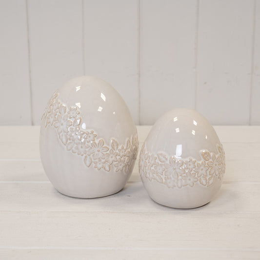 Large Ceramic Egg with Flower Garland 11.5cm x 11.5cm x 13.5cm