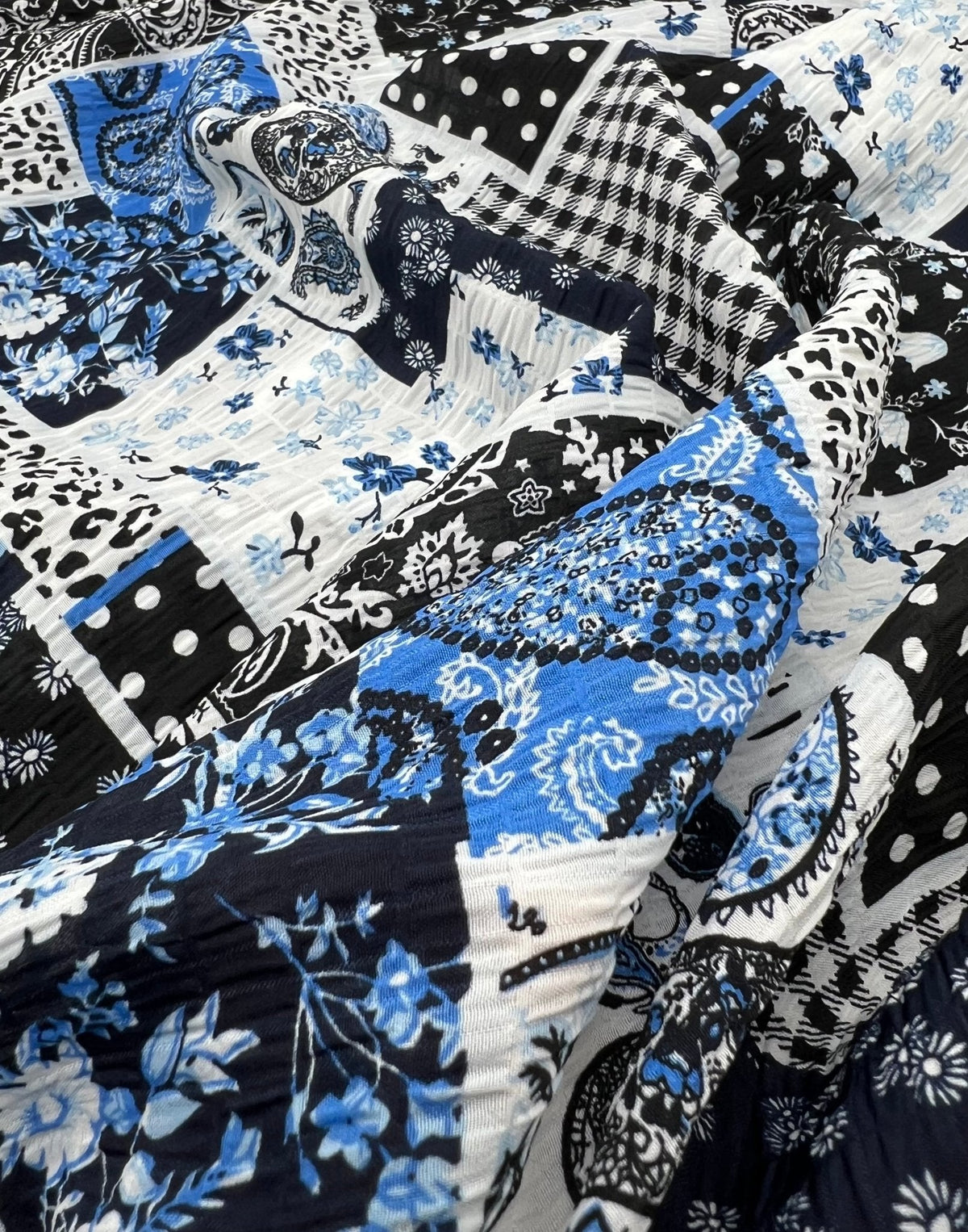 Patterned Lightweight Crinkle Crepe Non Stretch Fabric