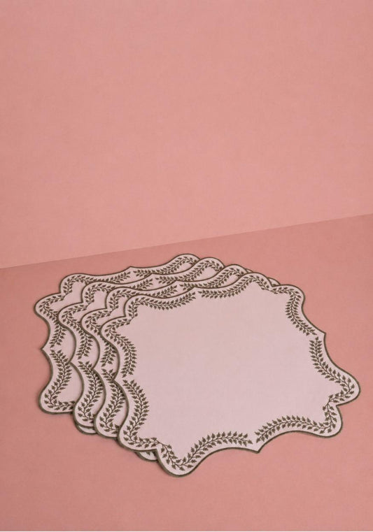Tabitha Green Wreath Placemats - Set of 4