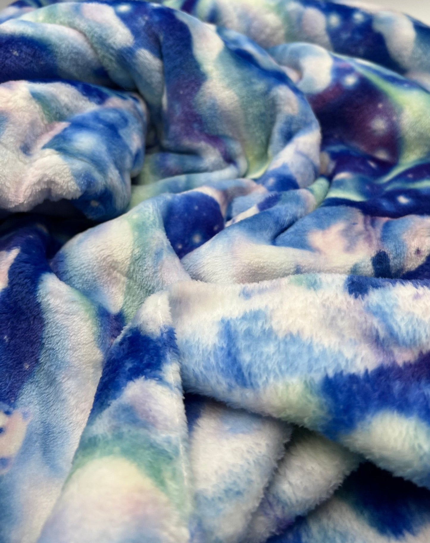 Polar Bears Cuddle Fleece Fabric Blanket Loungewear