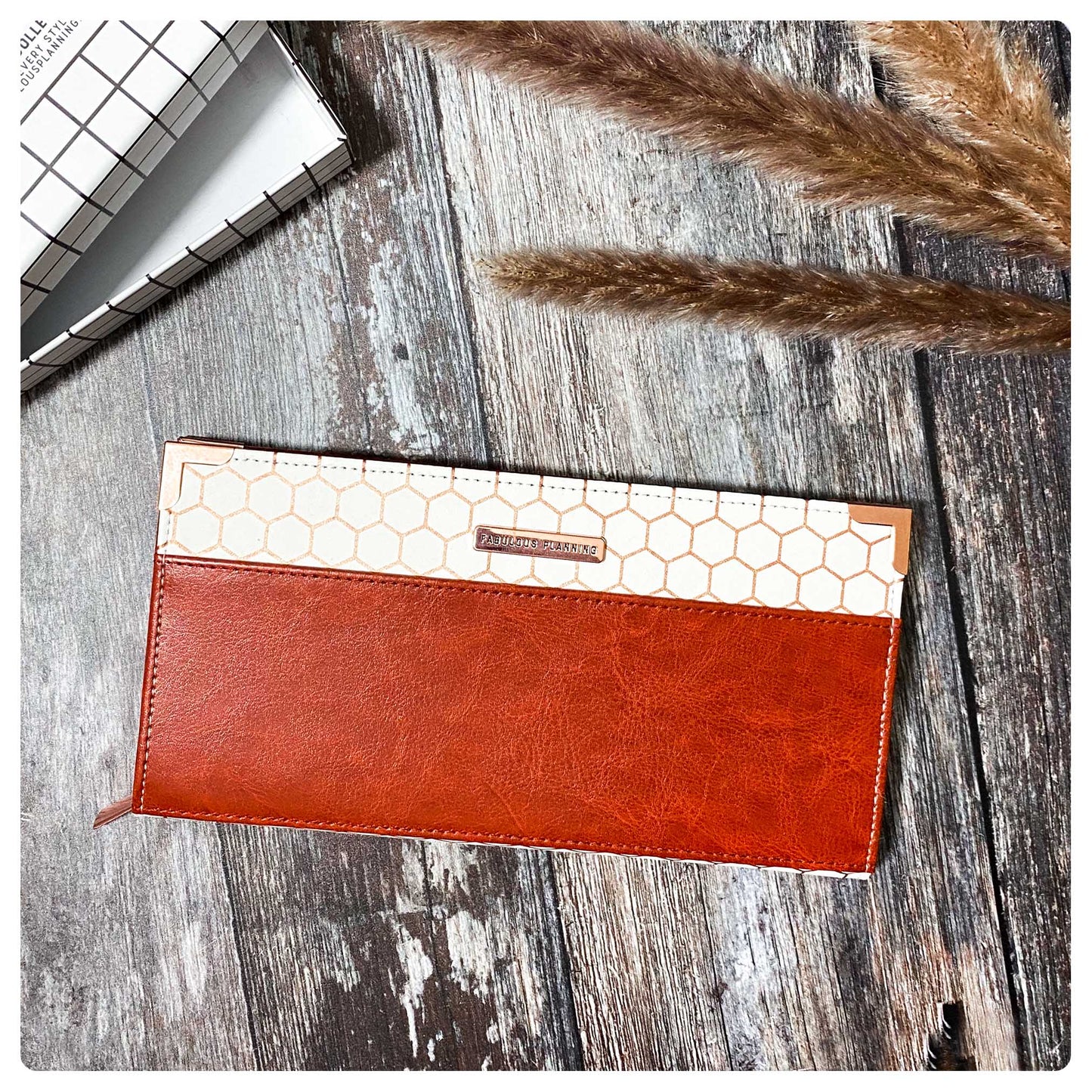 "Queen Bee" Honeycomb Continental Fab-Purse