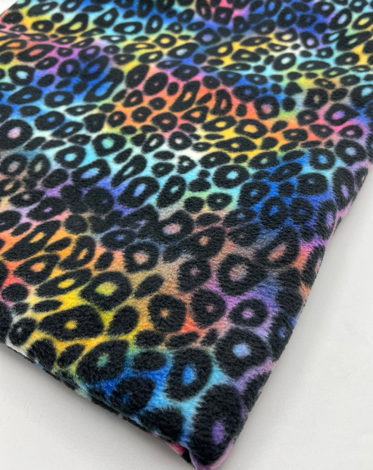 Rainbow Leopard Printed Anti-Pil Polar Fleece Fabric Blanket Loungewear
