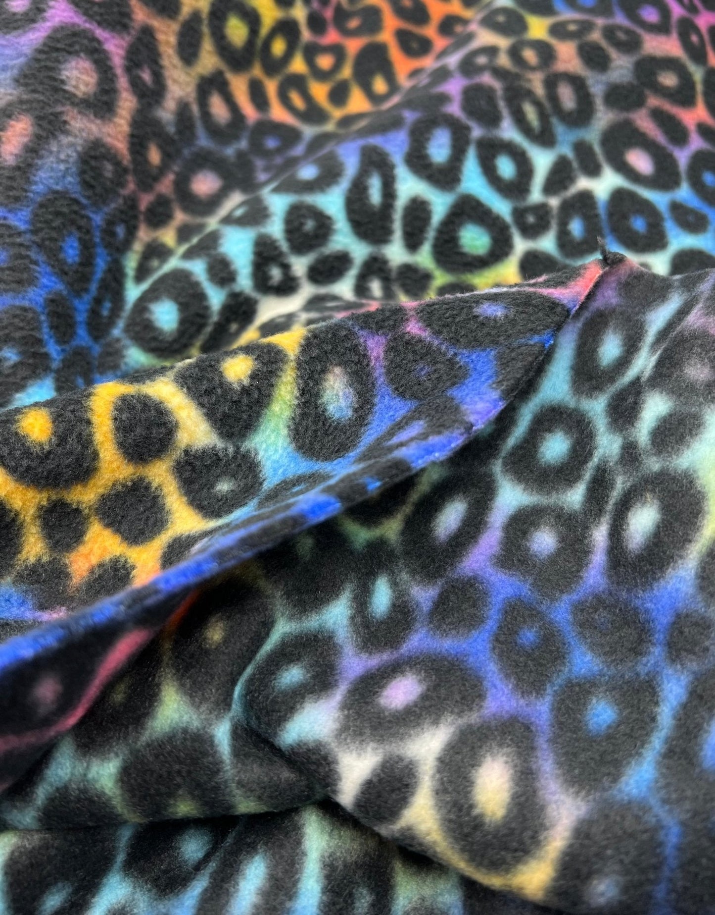 Rainbow Leopard Printed Anti-Pil Polar Fleece Fabric Blanket Loungewear