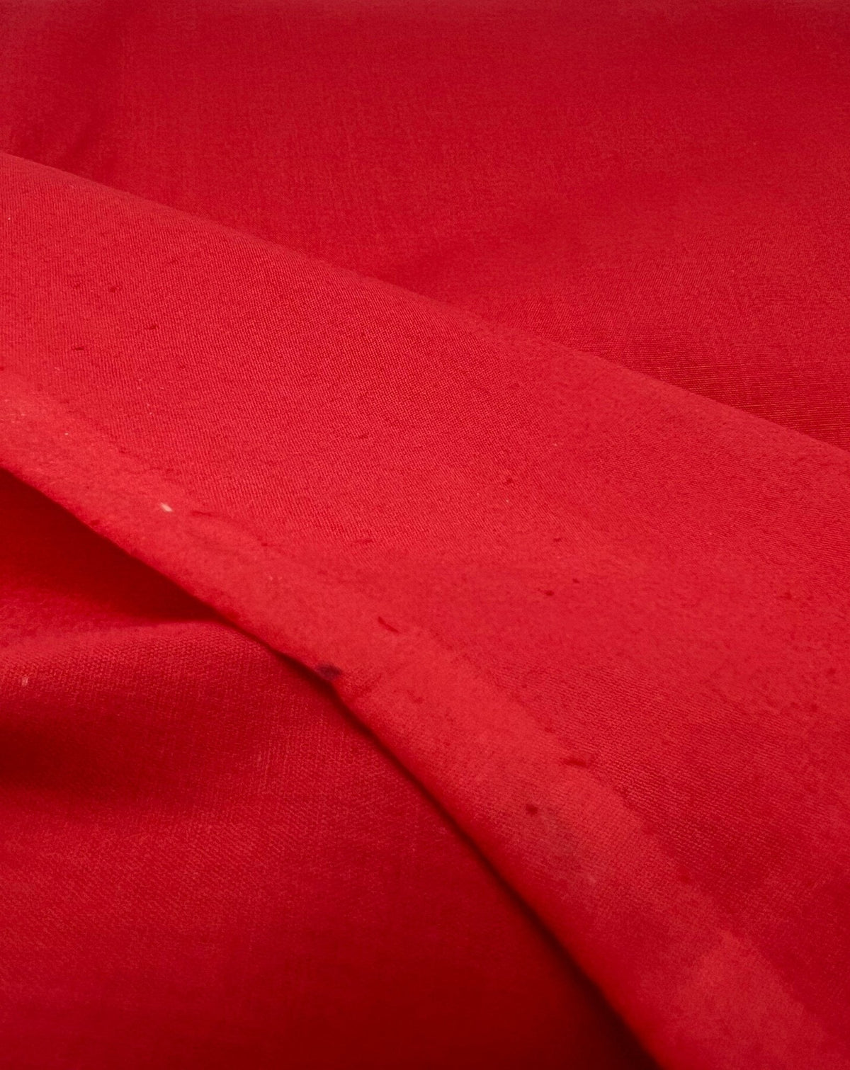 Red Plain Polycotton 105 GSM 80/20 44 Inch Non Stretch