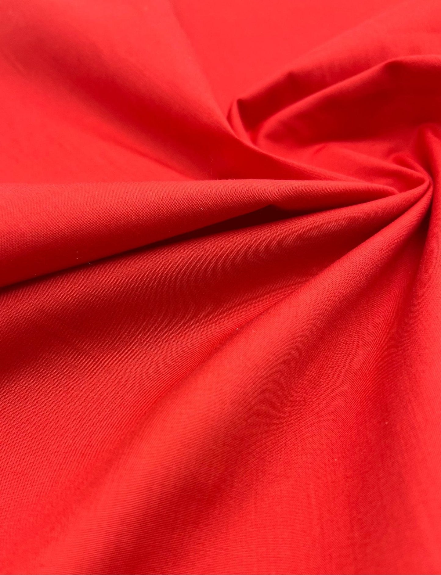 Red Plain Polycotton 105 GSM 80/20 44 Inch Non Stretch