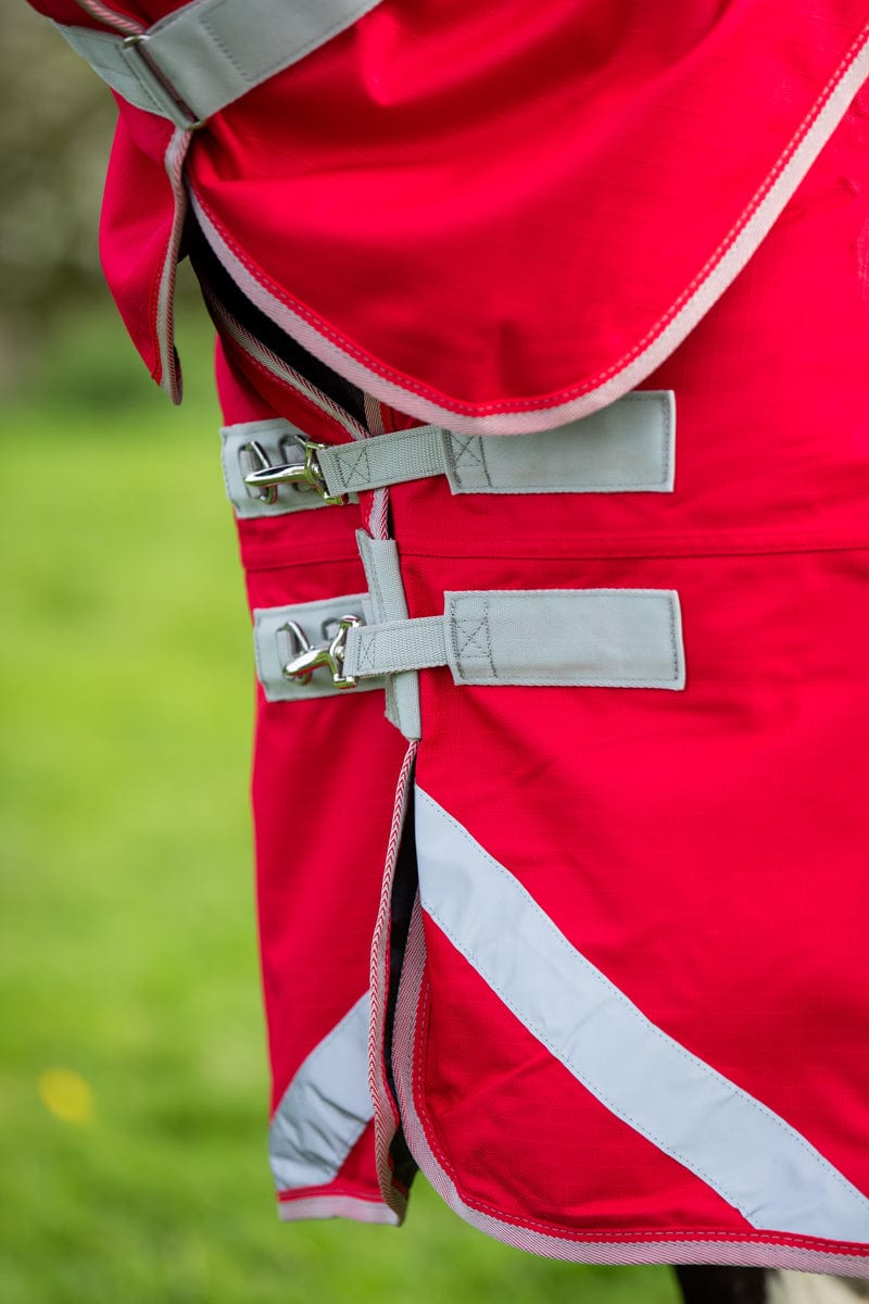 WIDE FIT 50g Detachable Neck Turnout Rug - Red