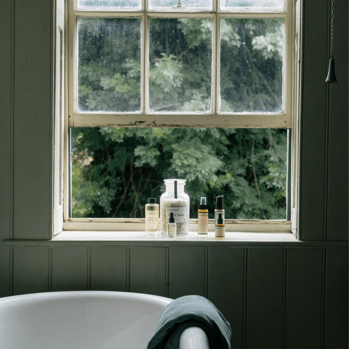 Relax + Sleep Chamomile Bath Salts