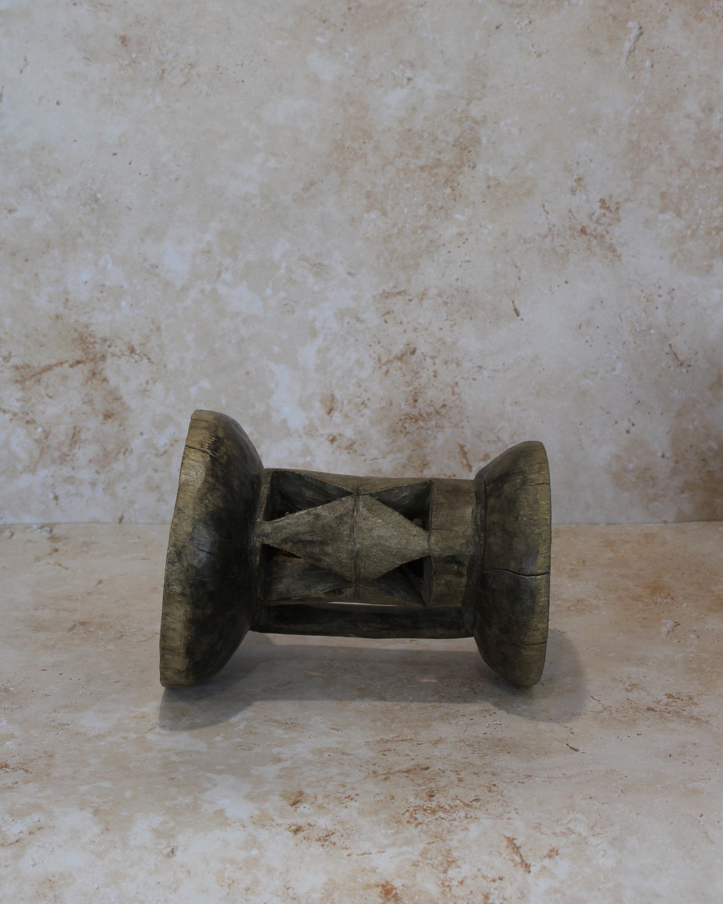 Tonga Stool - 20.1