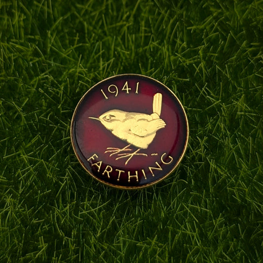 Wren Farthing (1937-1956) - Enamelled Coin Golf Ball Marker