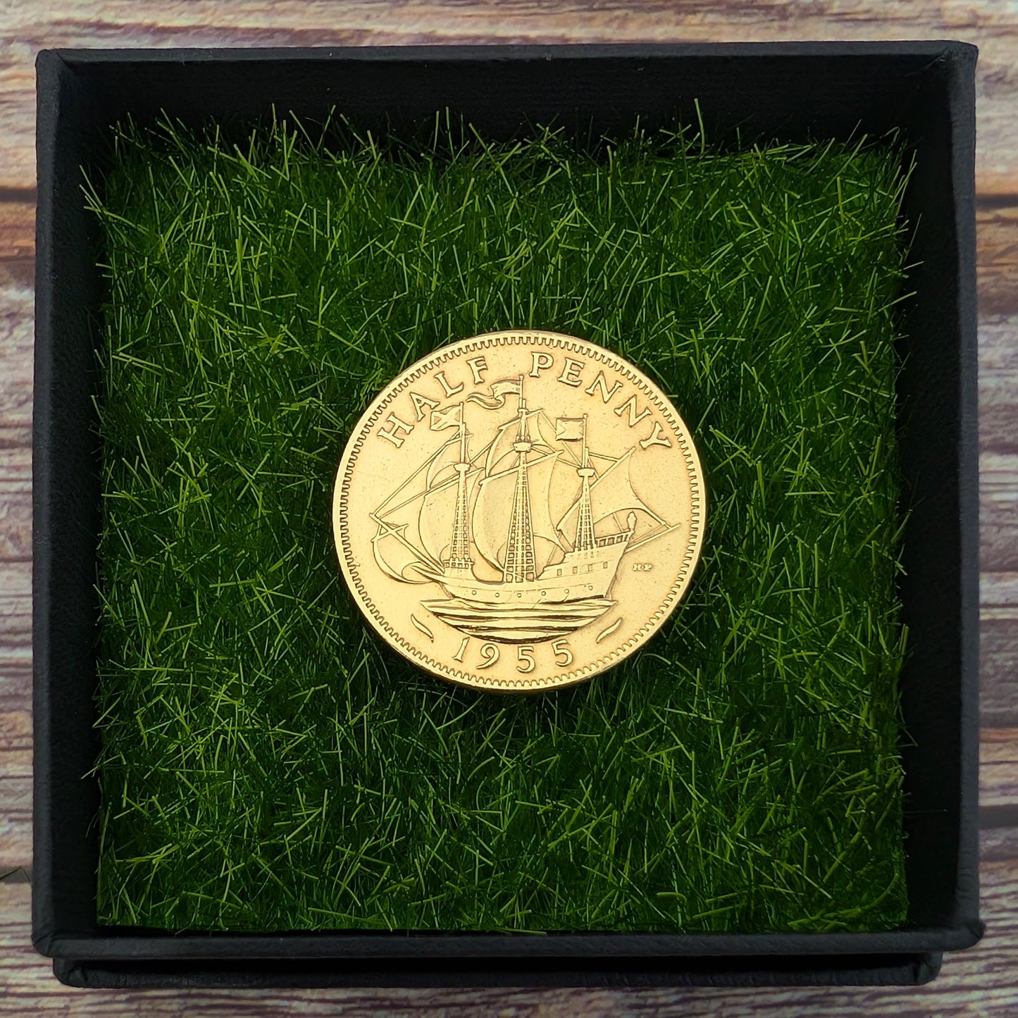 Halfpenny (1937-1967) - Gold Plated Coin Golf Ball Marker