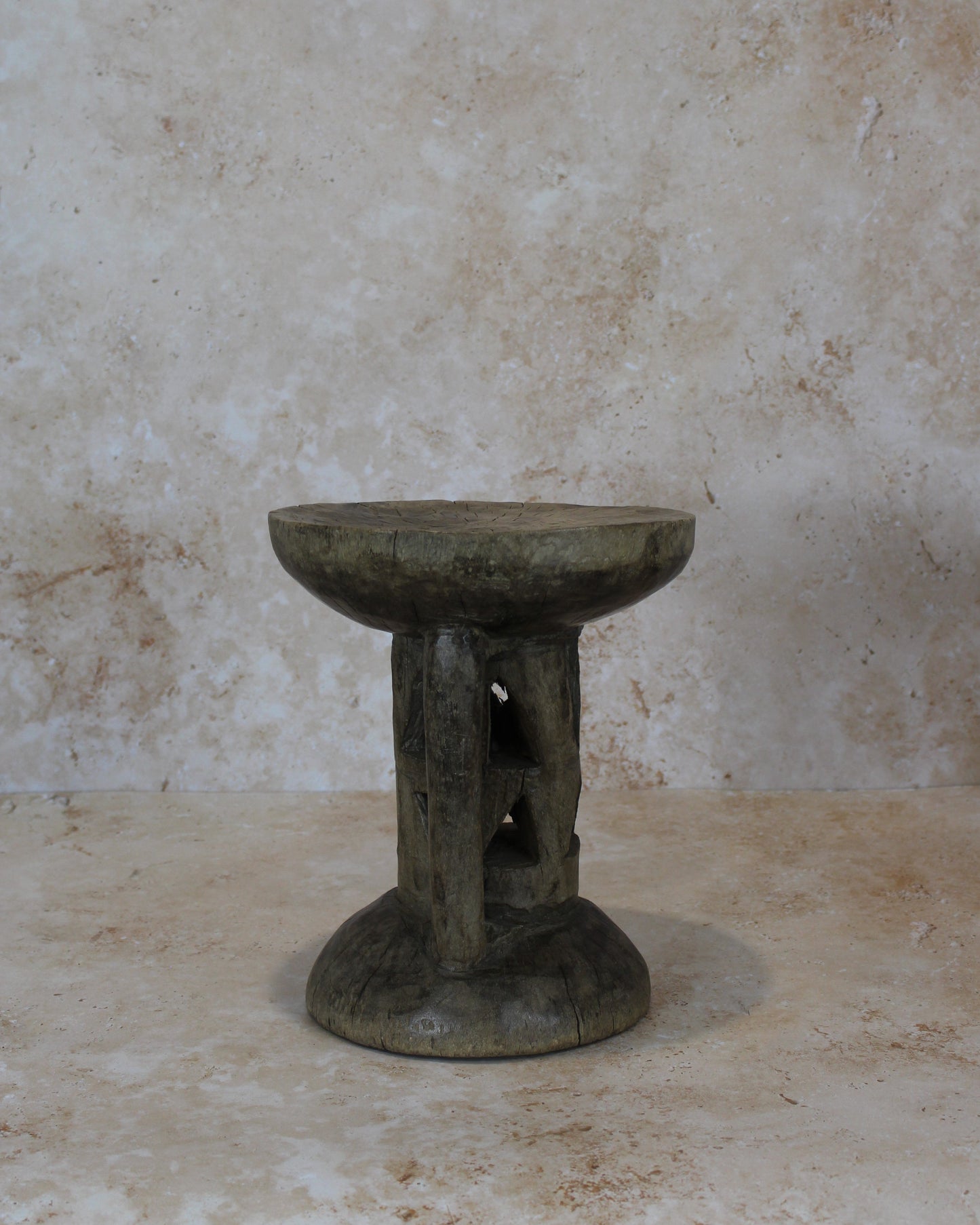 Tonga Stool - 20.1