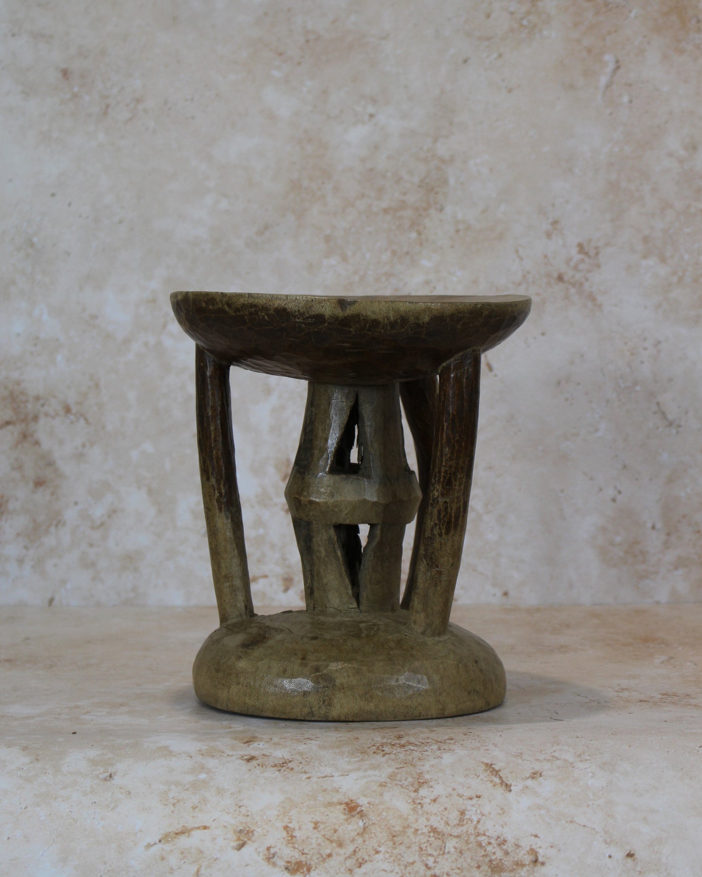 Tonga Stool - 173.3