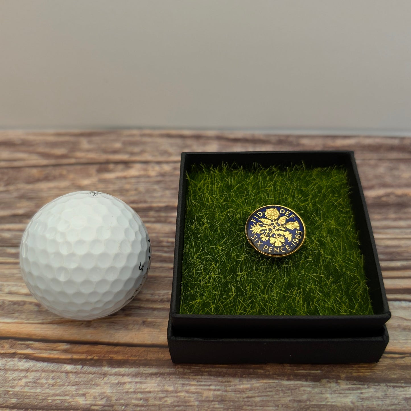 Sixpence (1953-1967) - Enamelled Coin Golf Ball Marker