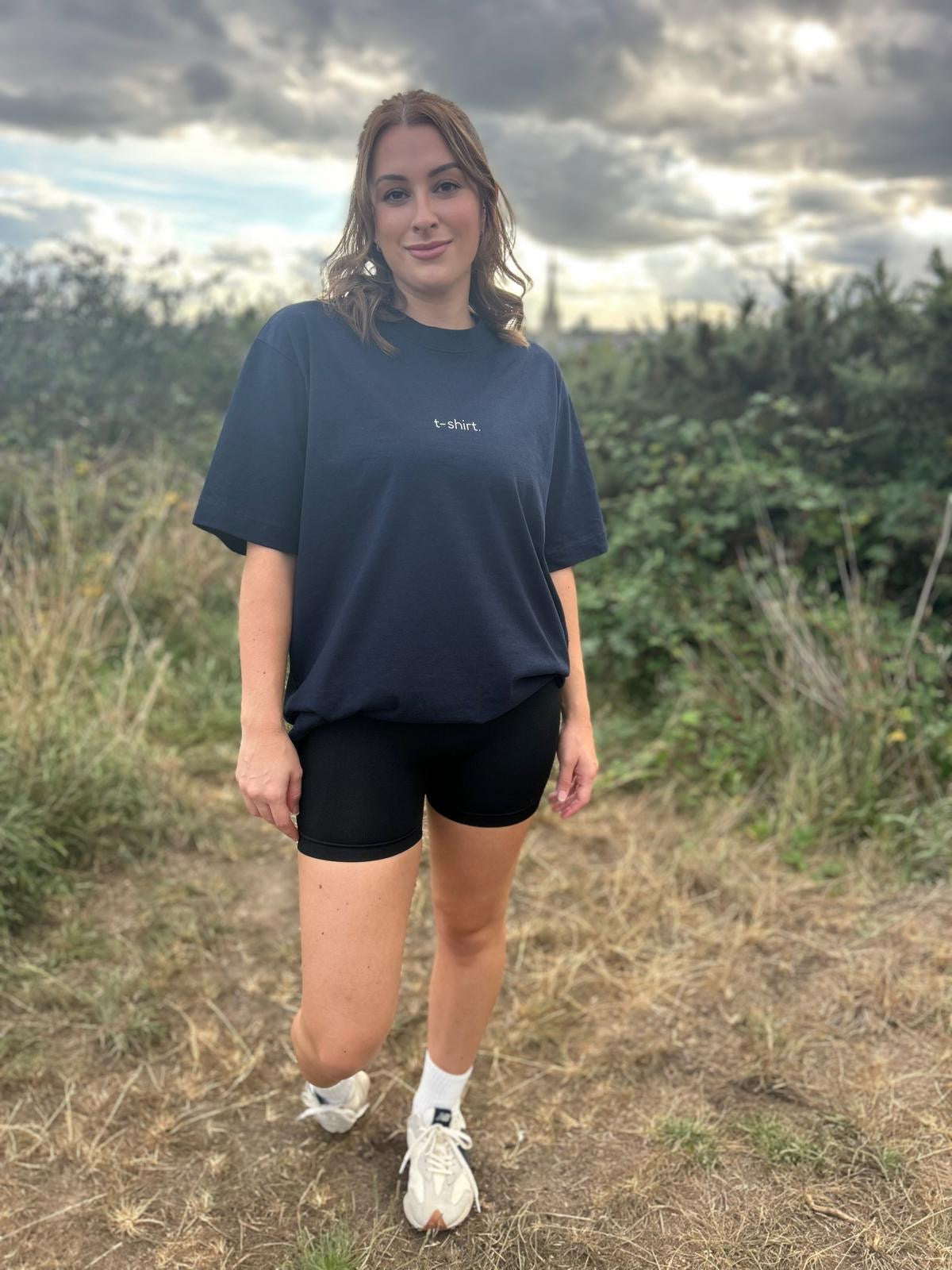 simple. t-shirt. french-navy.