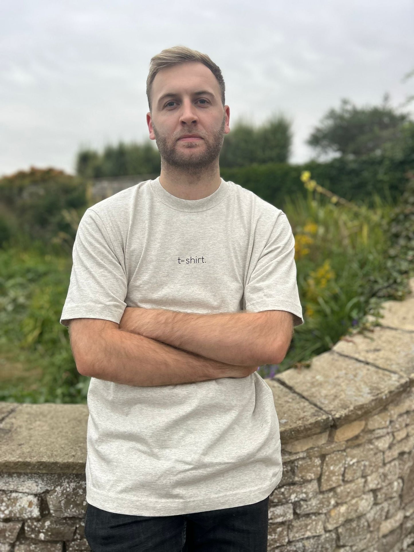 simple. t-shirt. heather-haze.