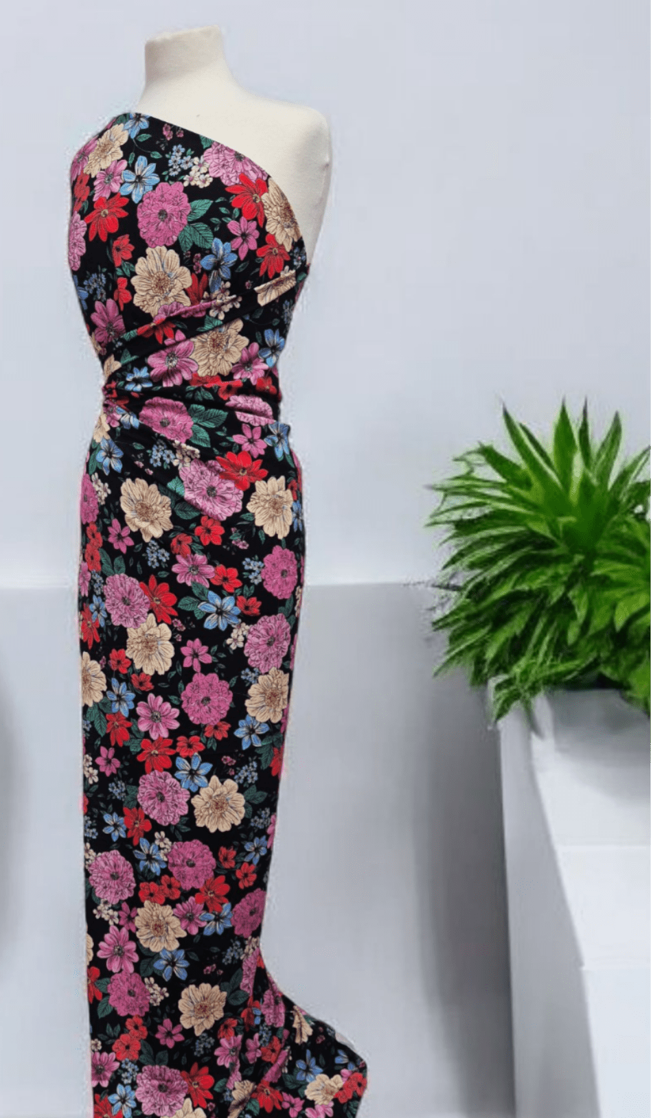 Sketch Floral Print Lightweight Bubble Crepe Fabric