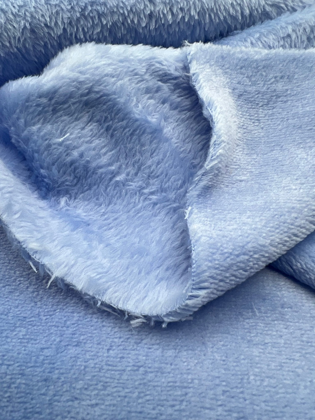Sky Blue Super Soft Plain Cuddle Fleece Fabric Blanket Loungewear