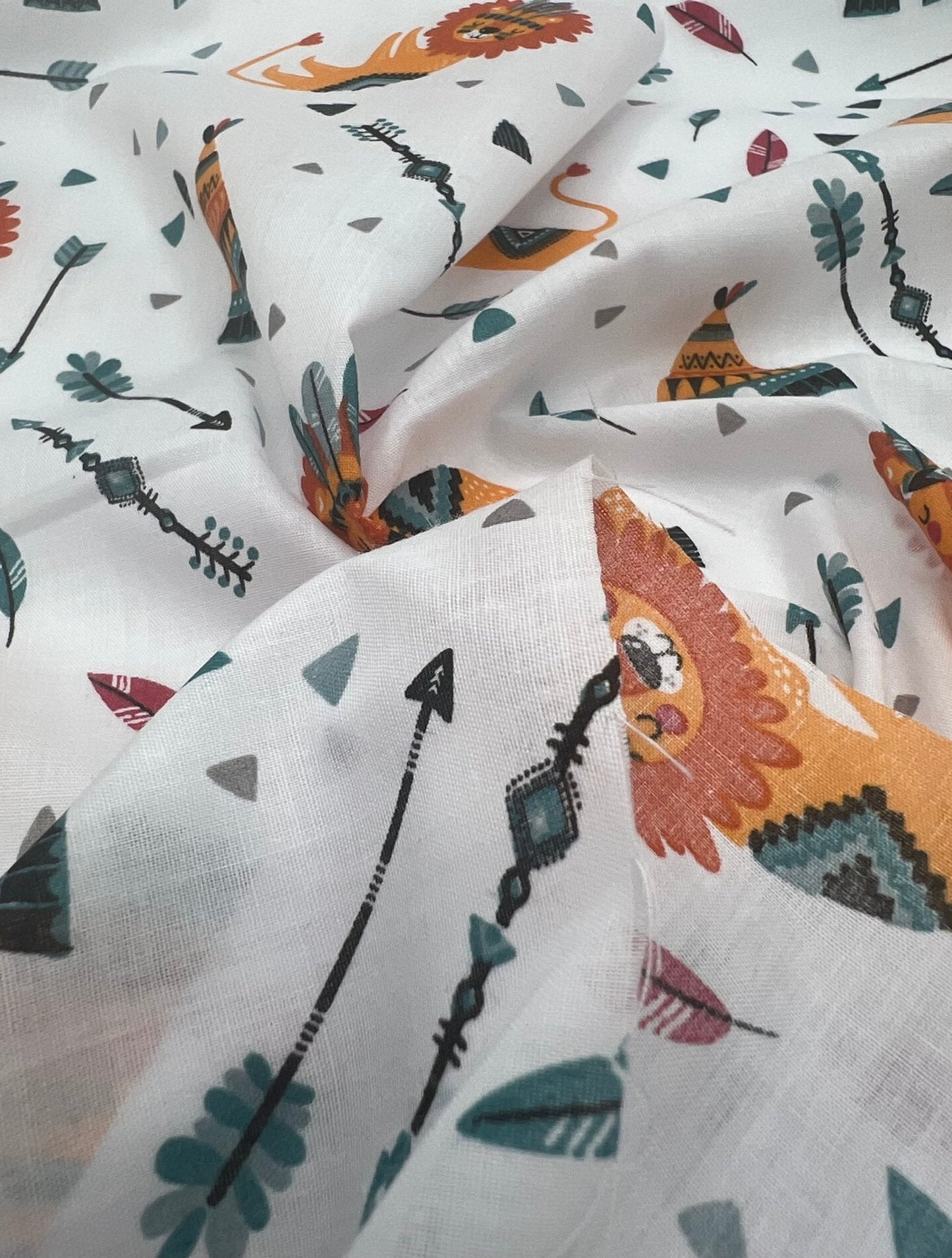 Sleepy Lions Printed Polycotton 90 GSM 80/20 44 Inch Non Stretch