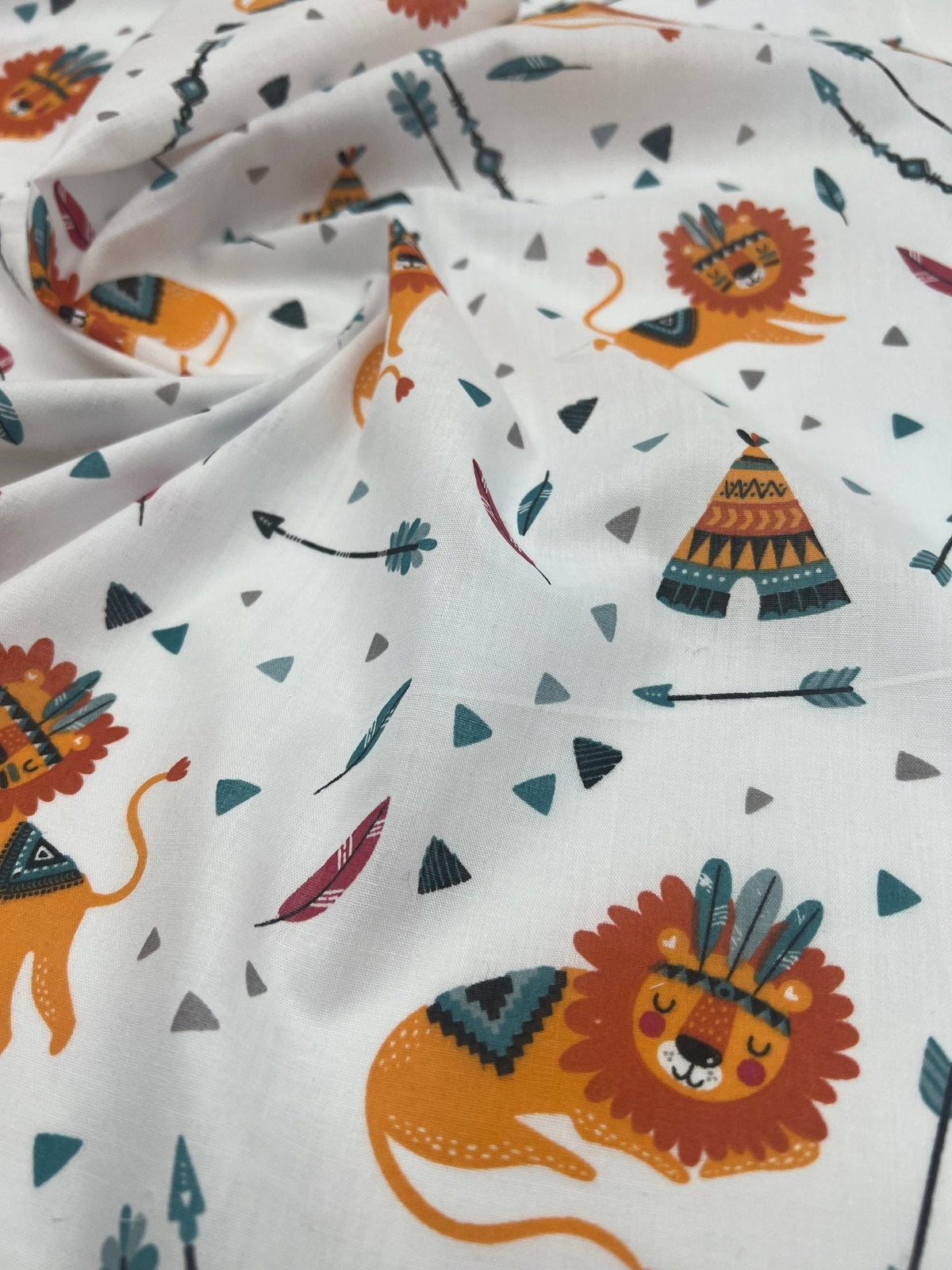 Sleepy Lions Printed Polycotton 90 GSM 80/20 44 Inch Non Stretch