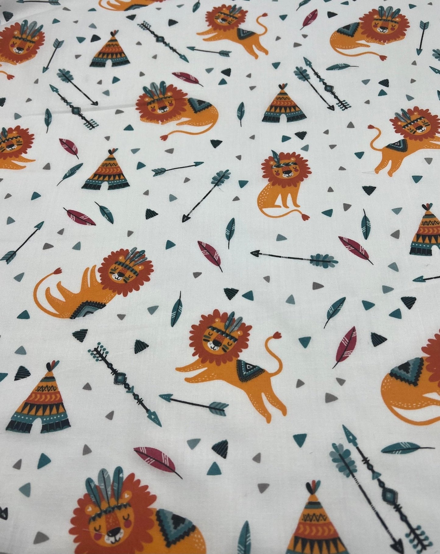 Sleepy Lions Printed Polycotton 90 GSM 80/20 44 Inch Non Stretch