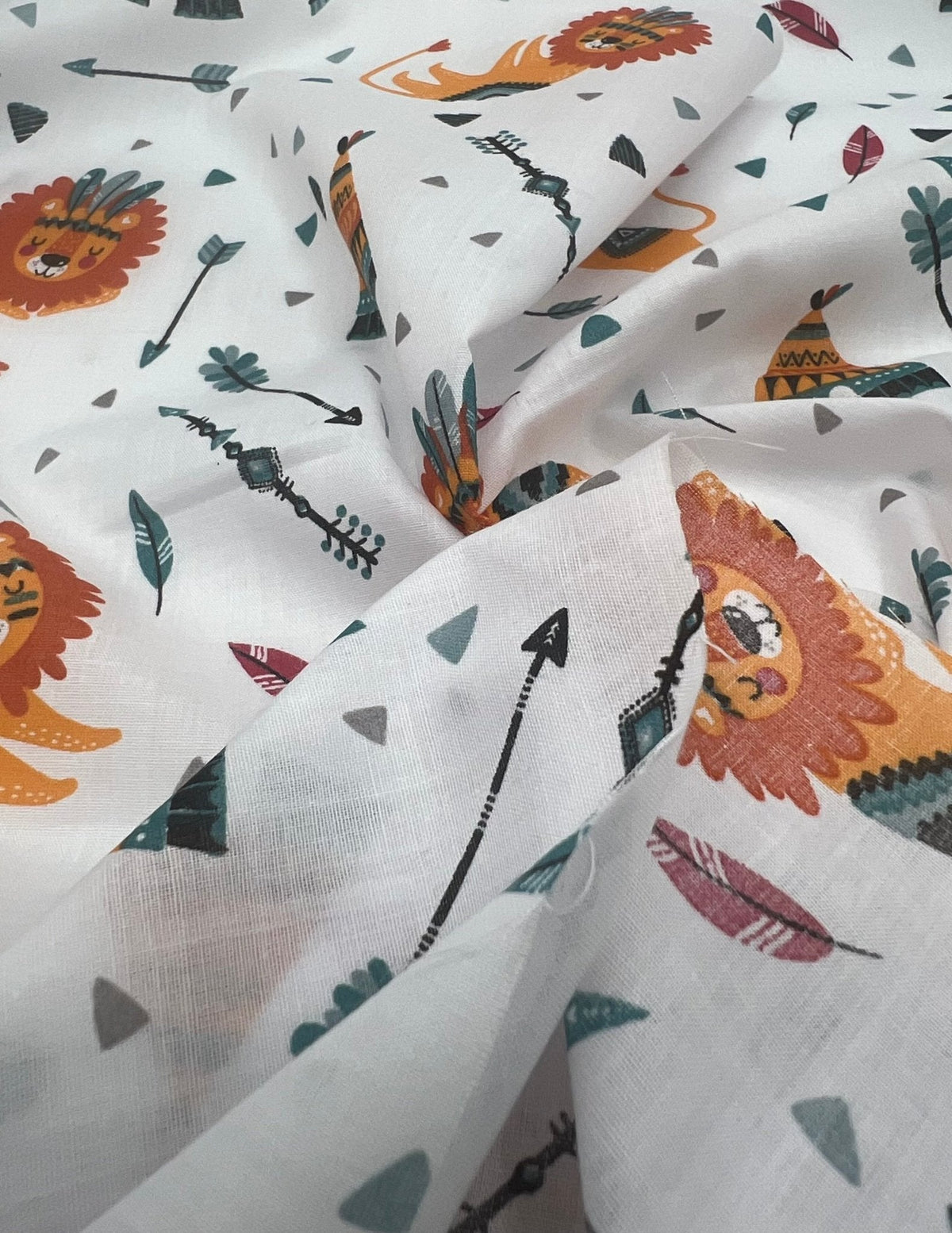 Sleepy Lions Printed Polycotton 90 GSM 80/20 44 Inch Non Stretch