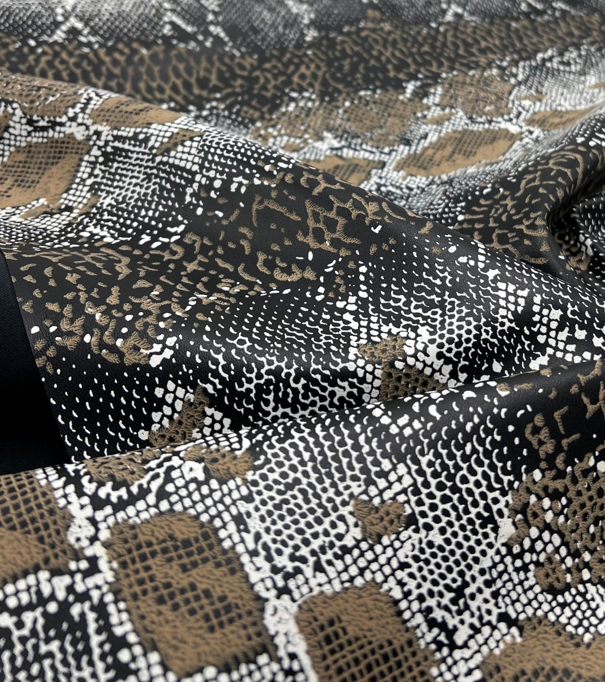 Snakeskin Wet Look/ Leather Look Black PU Stretch Fabric