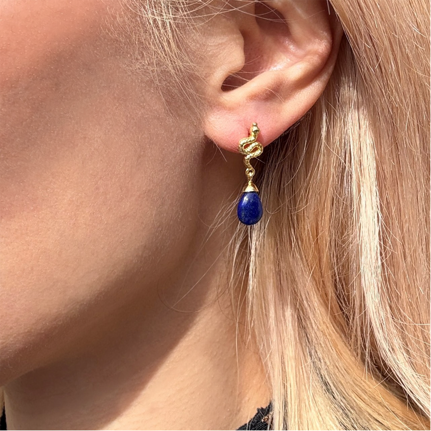 [PRE-ORDER] Medusa Small Gemstone Drop Earrings Black Onyx