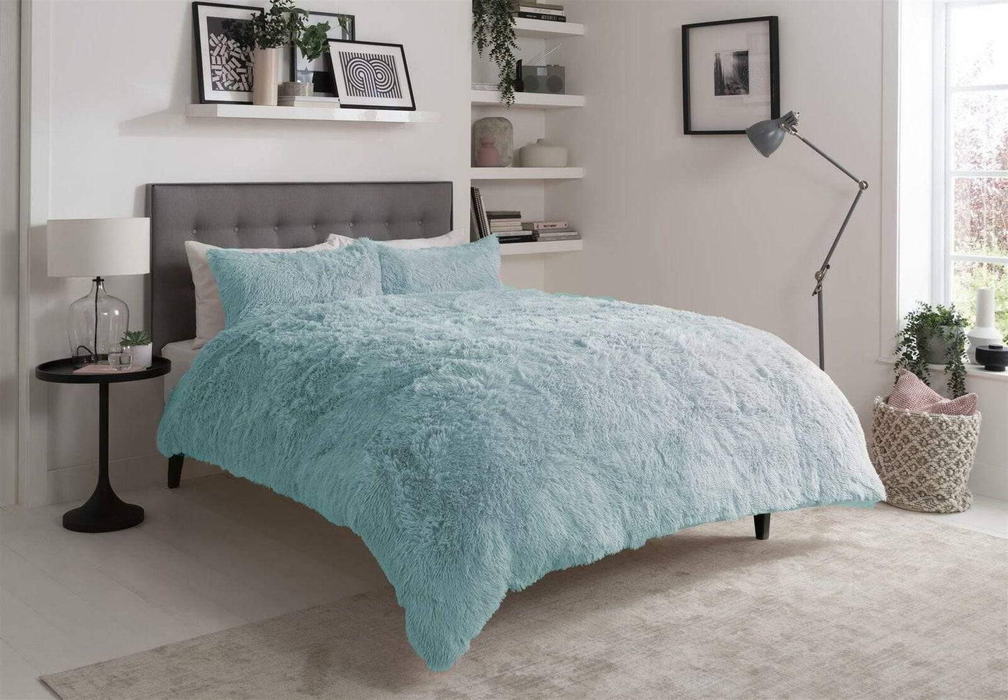 Snuggle & Cuddle Faux Fur Duvet Set for Winter Comfort Extra Soft Long Pile Bedding Available in Multiple Sizes and Elegant Colours by OLIVIA ROCCO