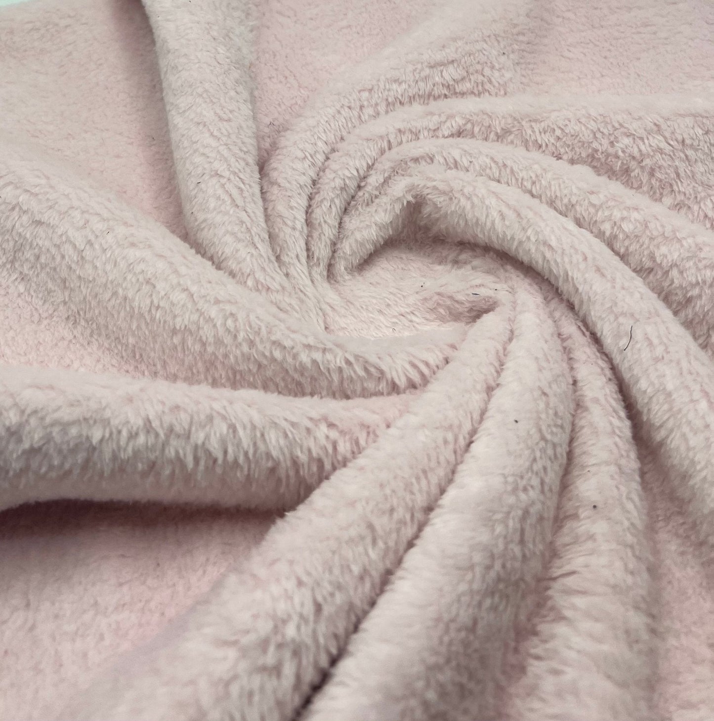 Soft Pink Super Soft Plain Cuddle Fleece Fabric Blanket Loungewear