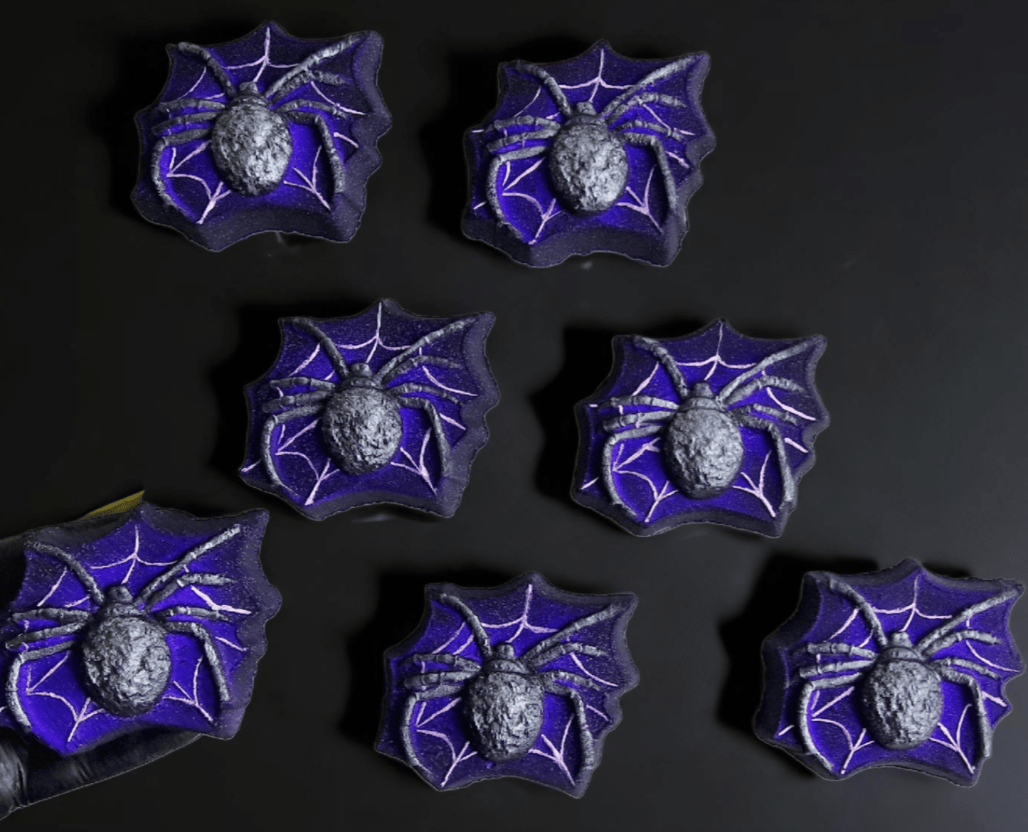 Spider Web Bath Bomb