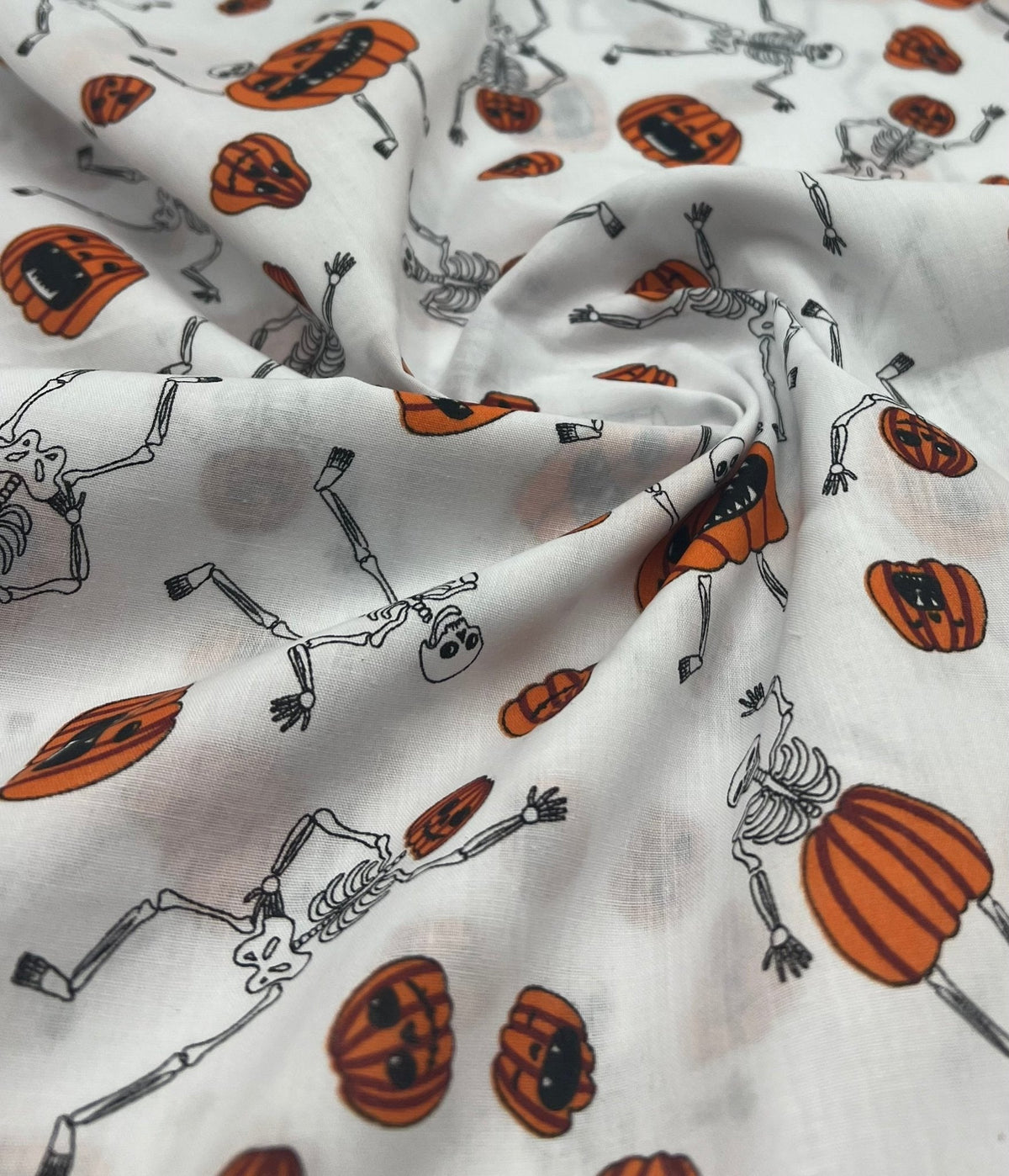 Spooky Halloween Printed Polycotton 90 GSM 80/20 44 Inch Non Stretch