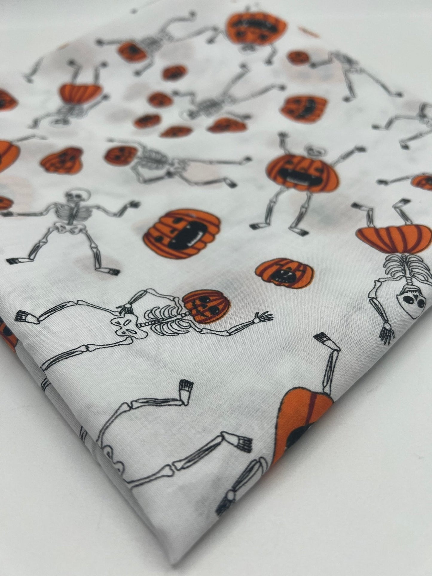 Spooky Halloween Printed Polycotton 90 GSM 80/20 44 Inch Non Stretch