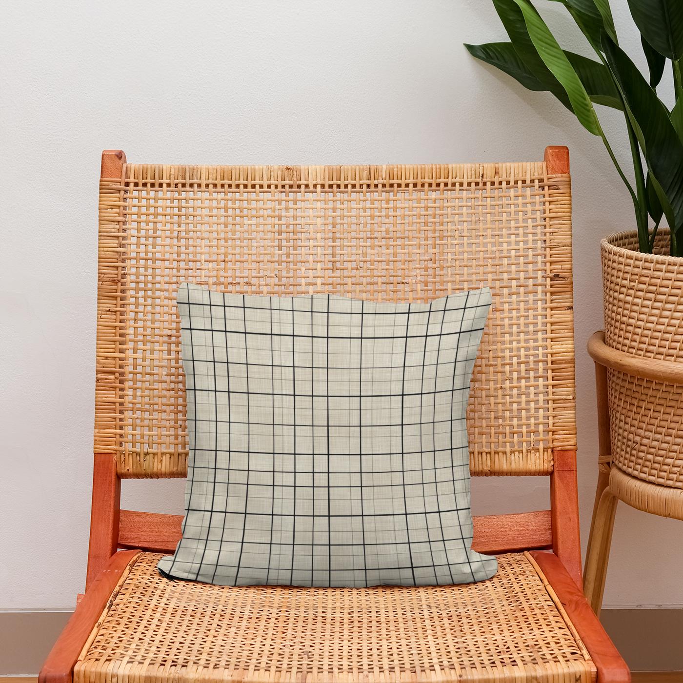 Elegant Grid Cotton Cushion