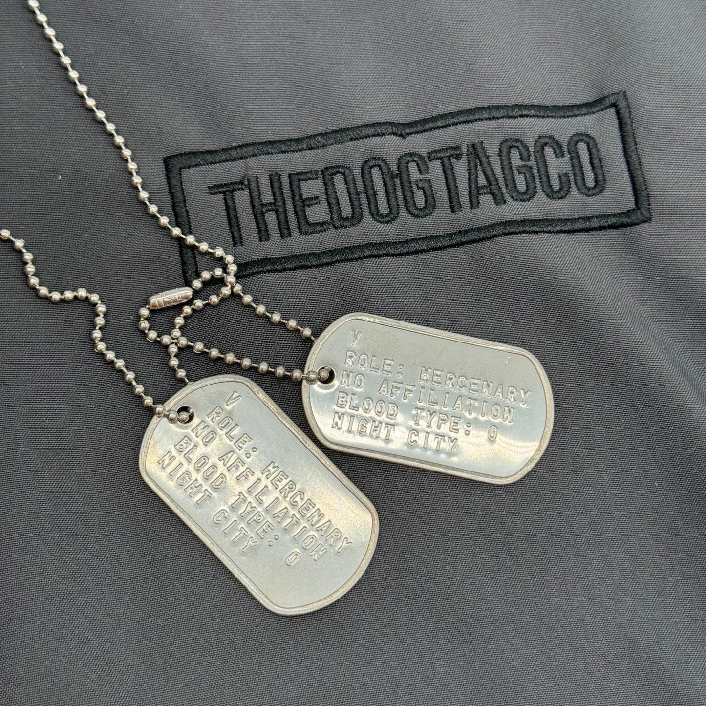 'V' 2077 US Military DOG TAGS Gaming Collectible Pendant COSPLAY Necklace