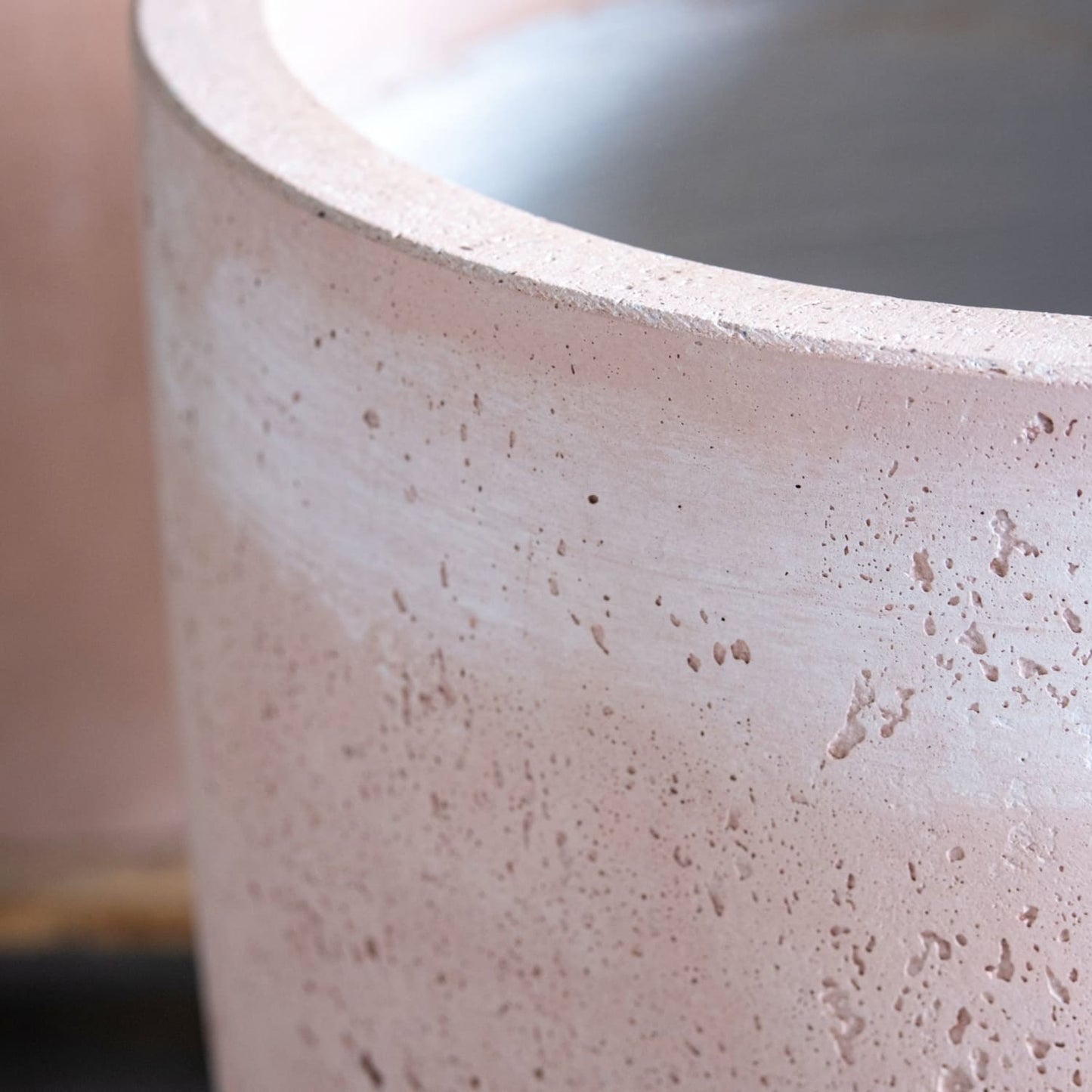 Vessara | Blushstone – 75cm Extra Large Concrete Vase Planter – 61L Tall Plant Pot