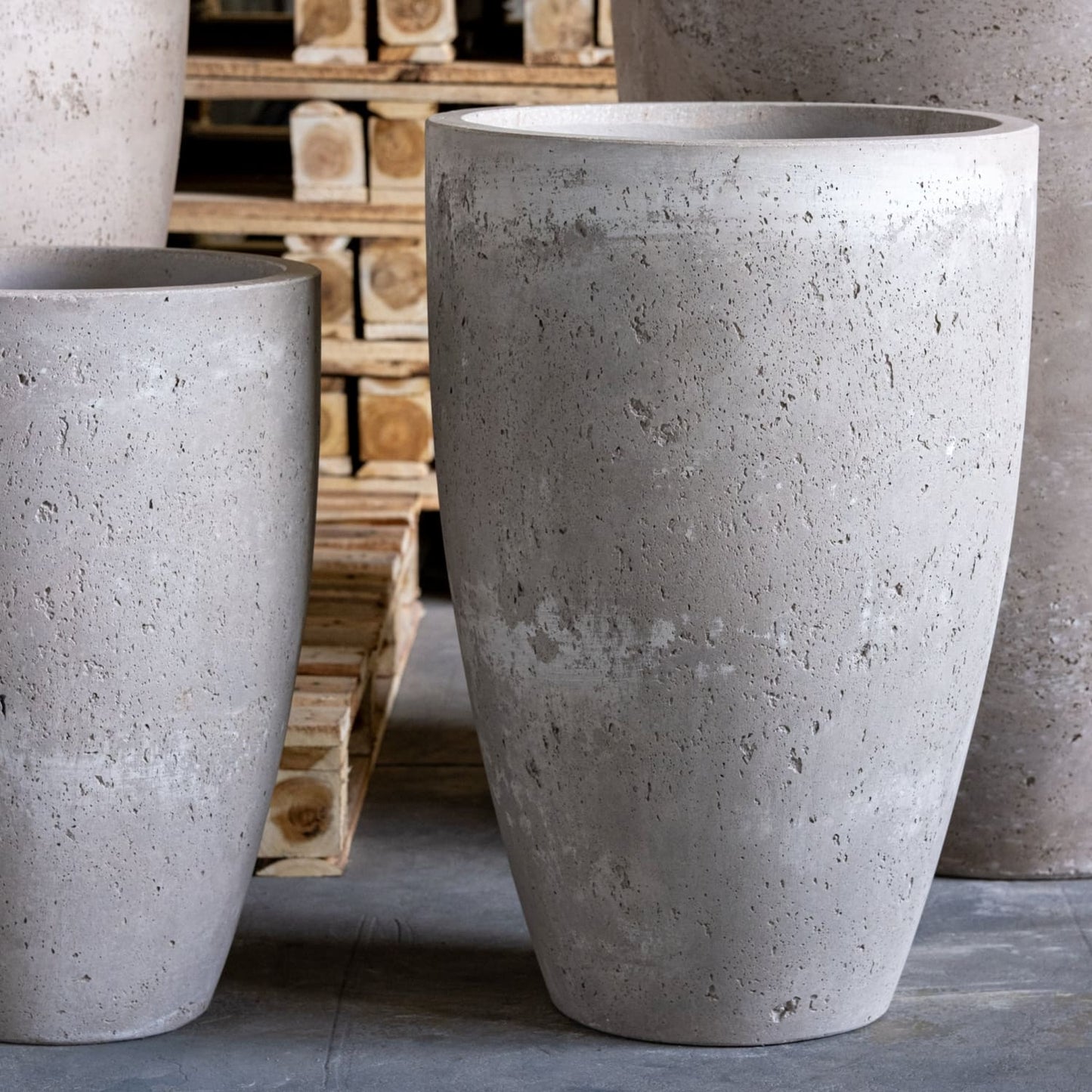 Vessara | Truffle – 52cm Tall Concrete Planter – 15L Vase-Shaped Plant Pot