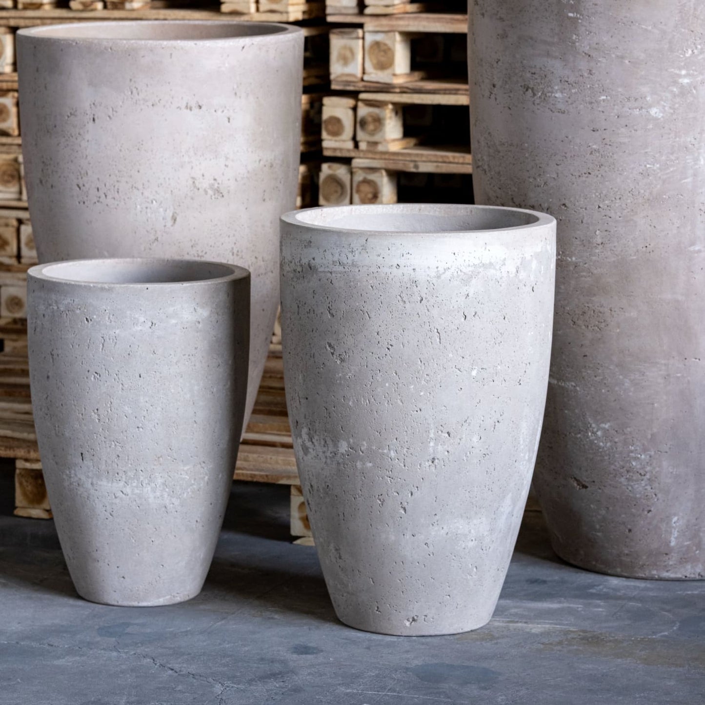 Vessara | Truffle – 52cm Tall Concrete Planter – 15L Vase-Shaped Plant Pot