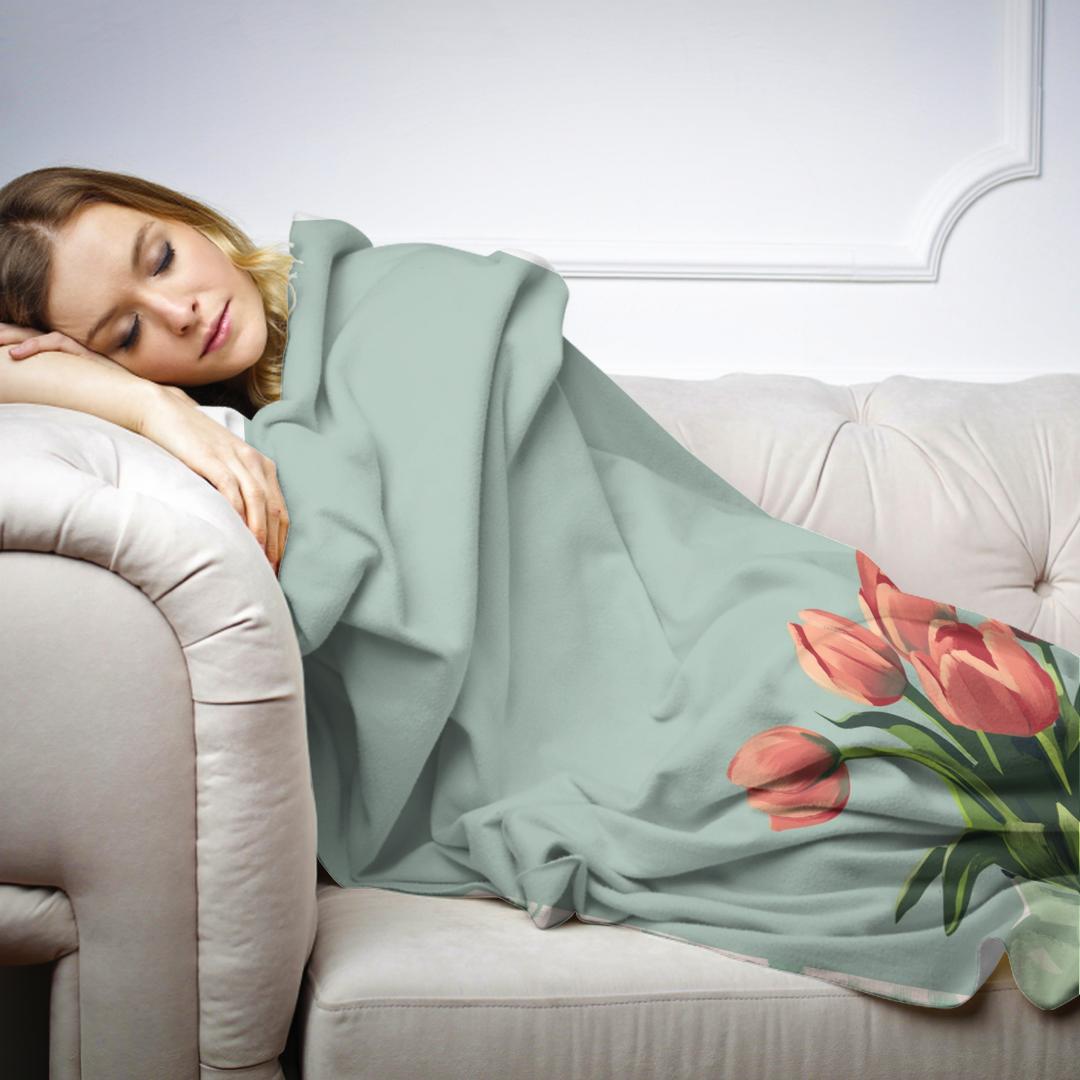 Tulip Vase Blanket