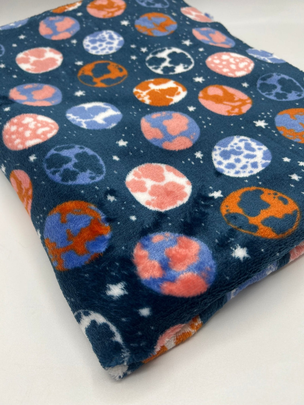 What An Earth Cuddle Fleece Fabric Blanket Loungewear