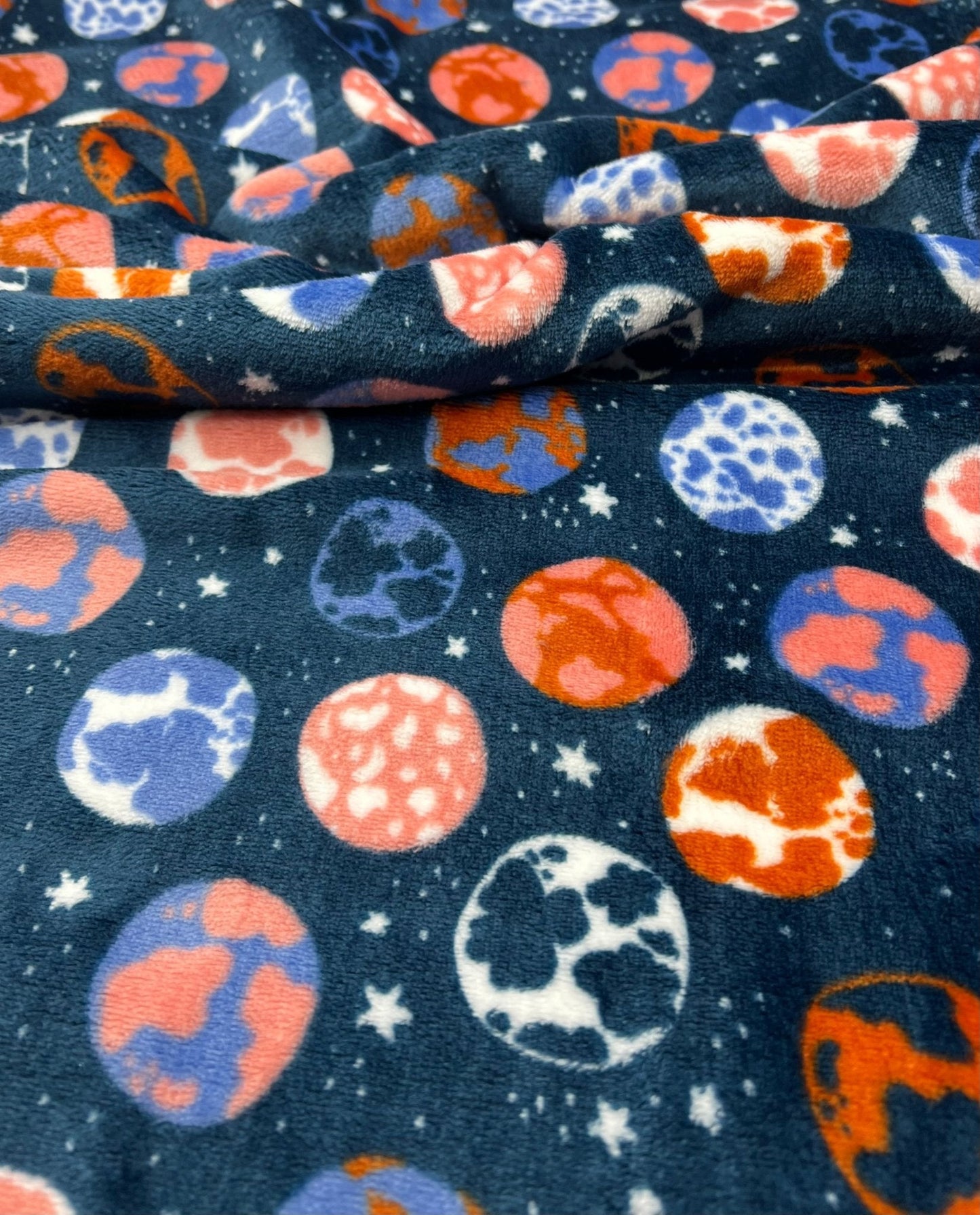 What An Earth Cuddle Fleece Fabric Blanket Loungewear