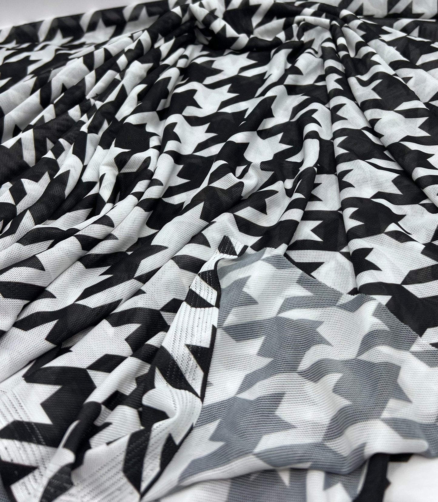 White Black Dogtooth Mesh Fabric Stretch