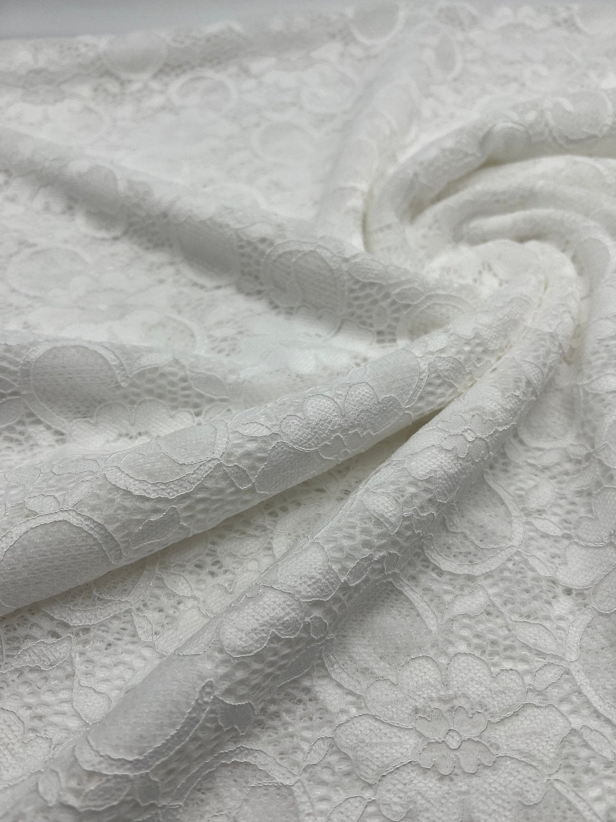 Off White Flower Scalloped Edge Floral Lace Fabric Stretch