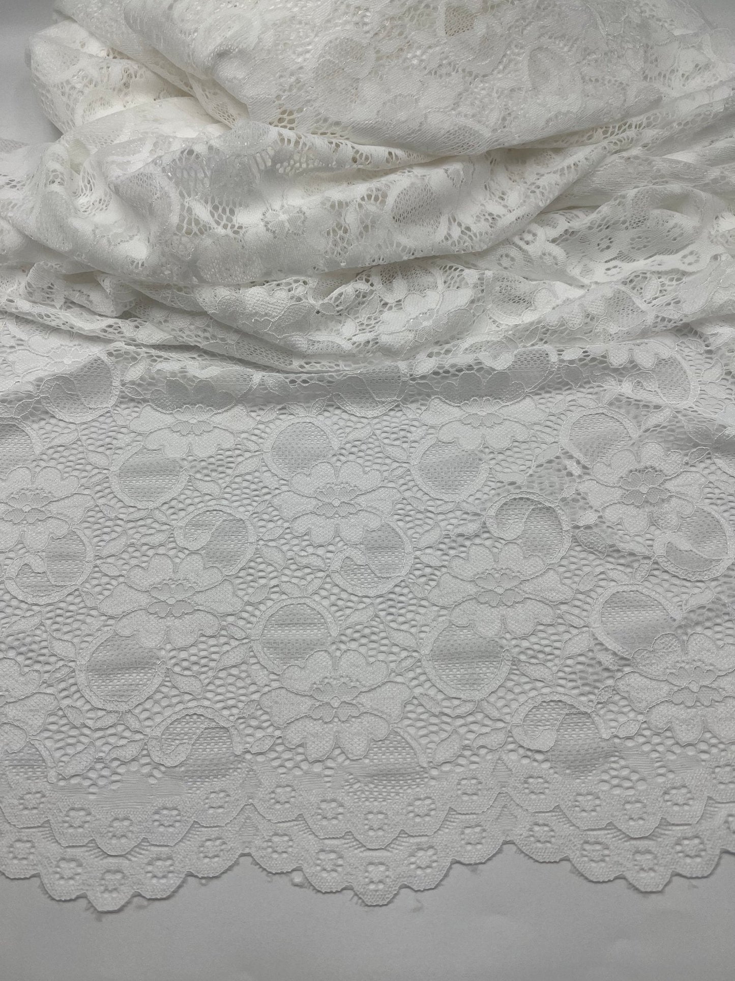 Off White Flower Scalloped Edge Floral Lace Fabric Stretch