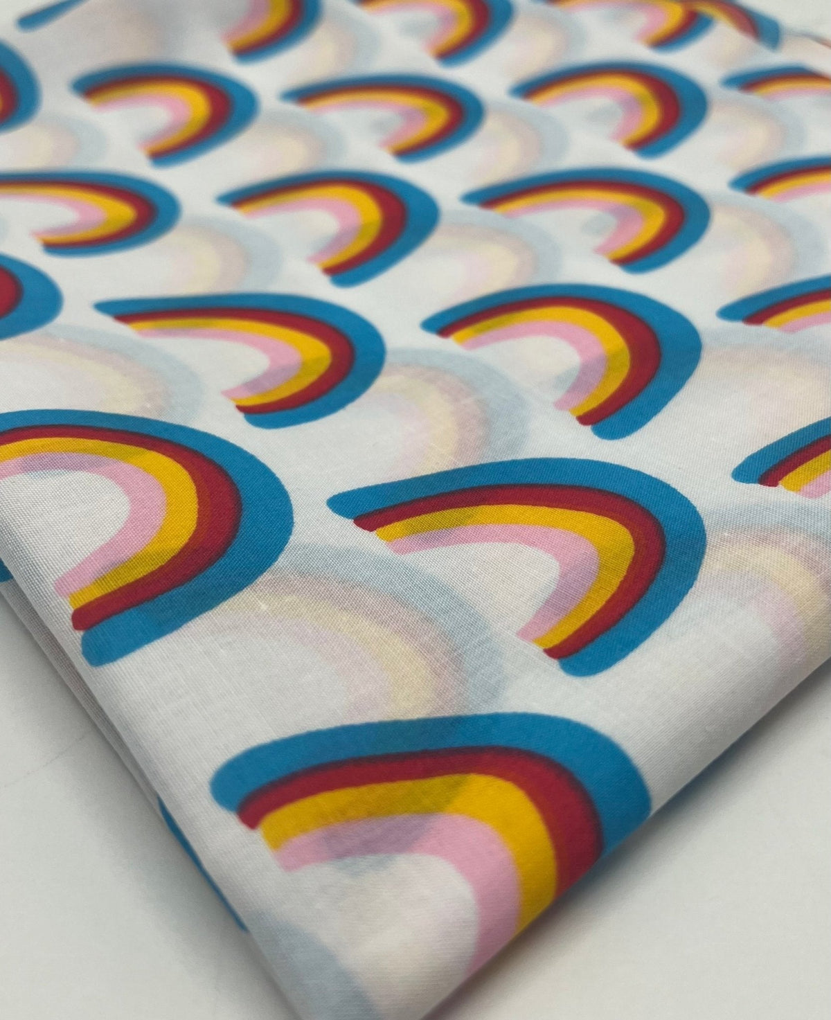 White Rainbow Printed Polycotton 90 GSM 80/20 44 Inch Non Stretch