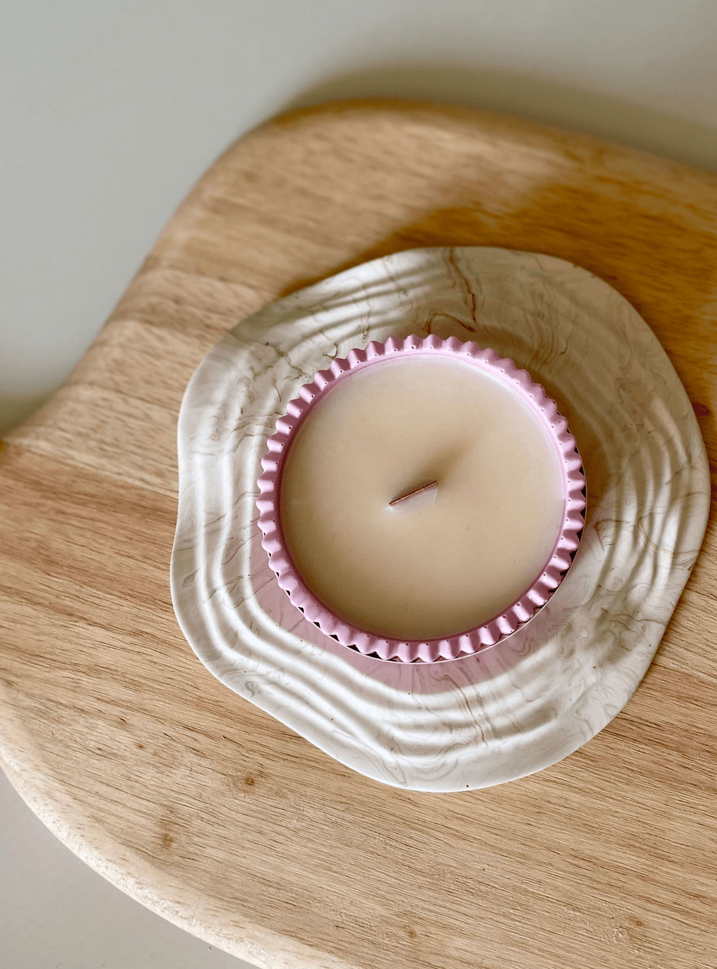Wildflower Stoneware Soy Candle – Eco-Friendly Floral Home Fragrance